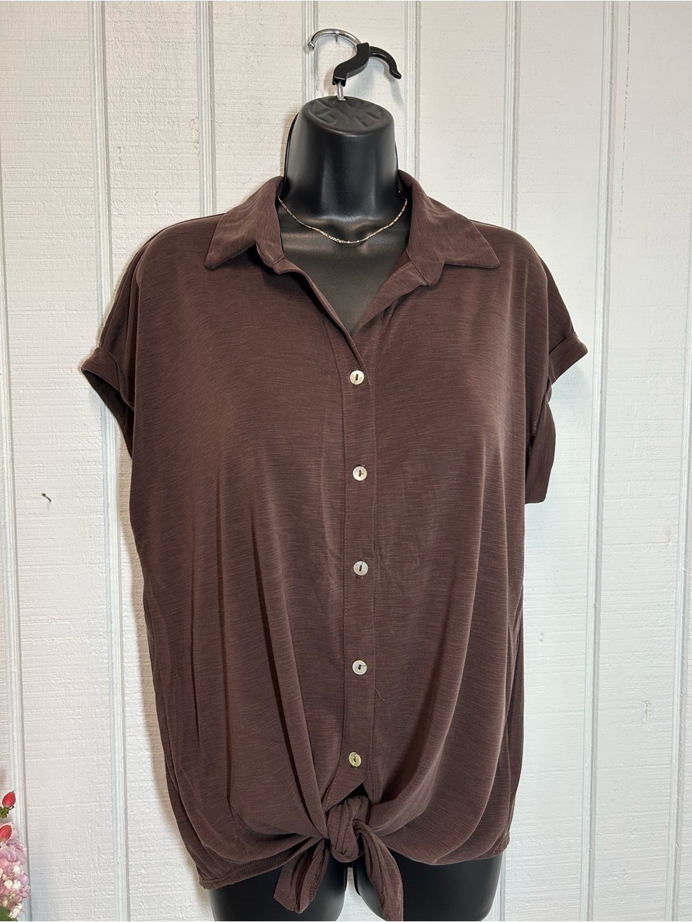 Green Envelope Brown Collared Button Top